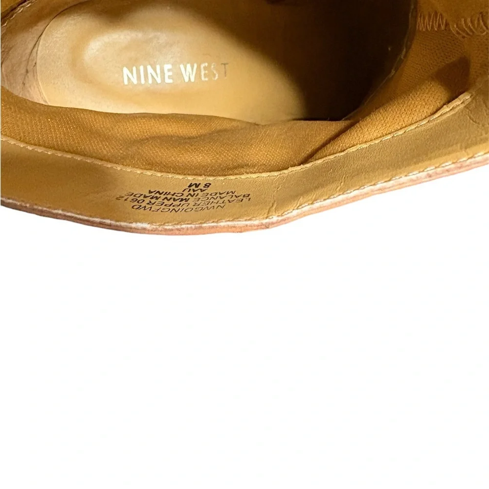 Nine West tan wedge heel ankle gold buckle leather boot size 8